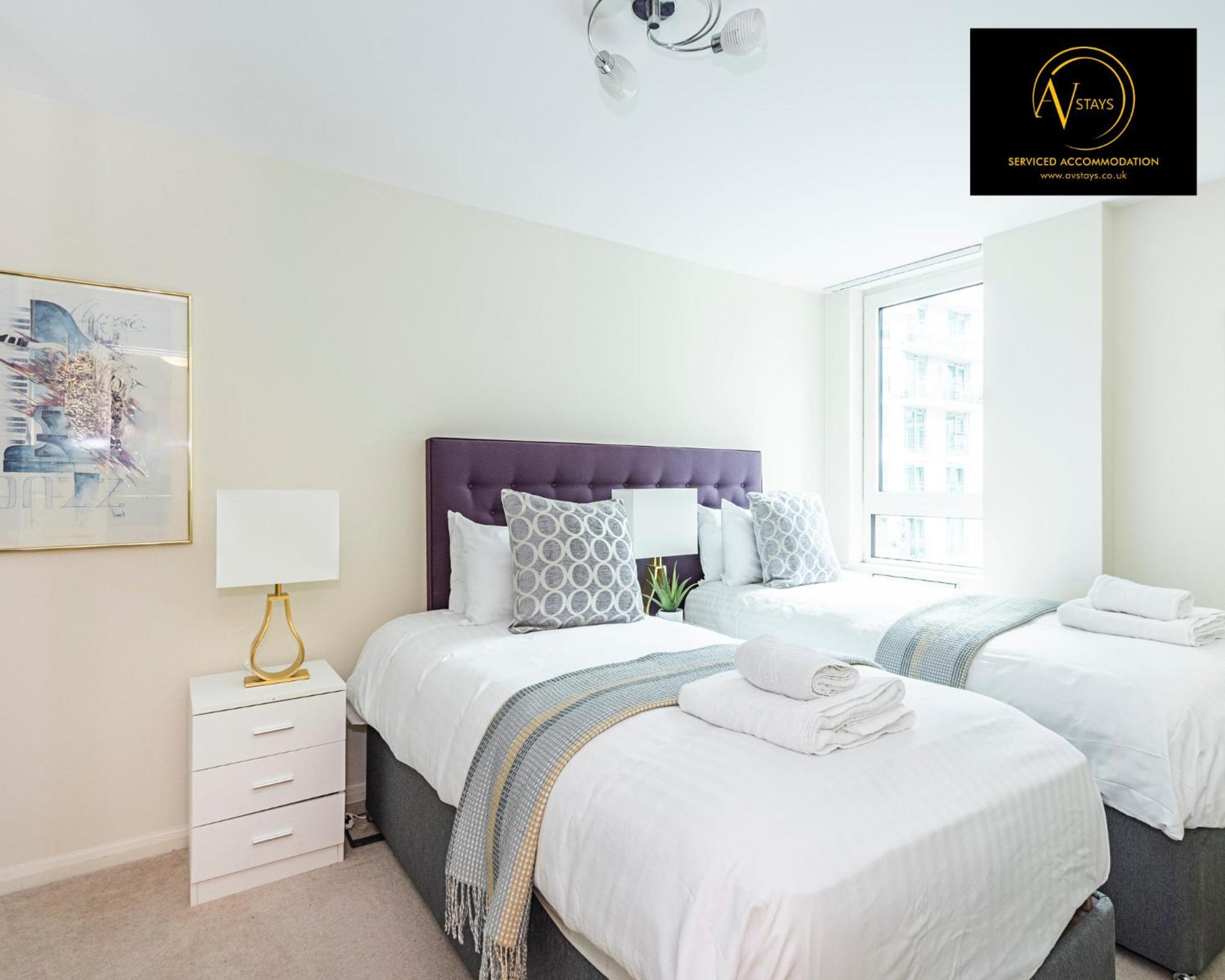 2 Bedroom Apartment ลอนดอน ภายนอก รูปภาพ