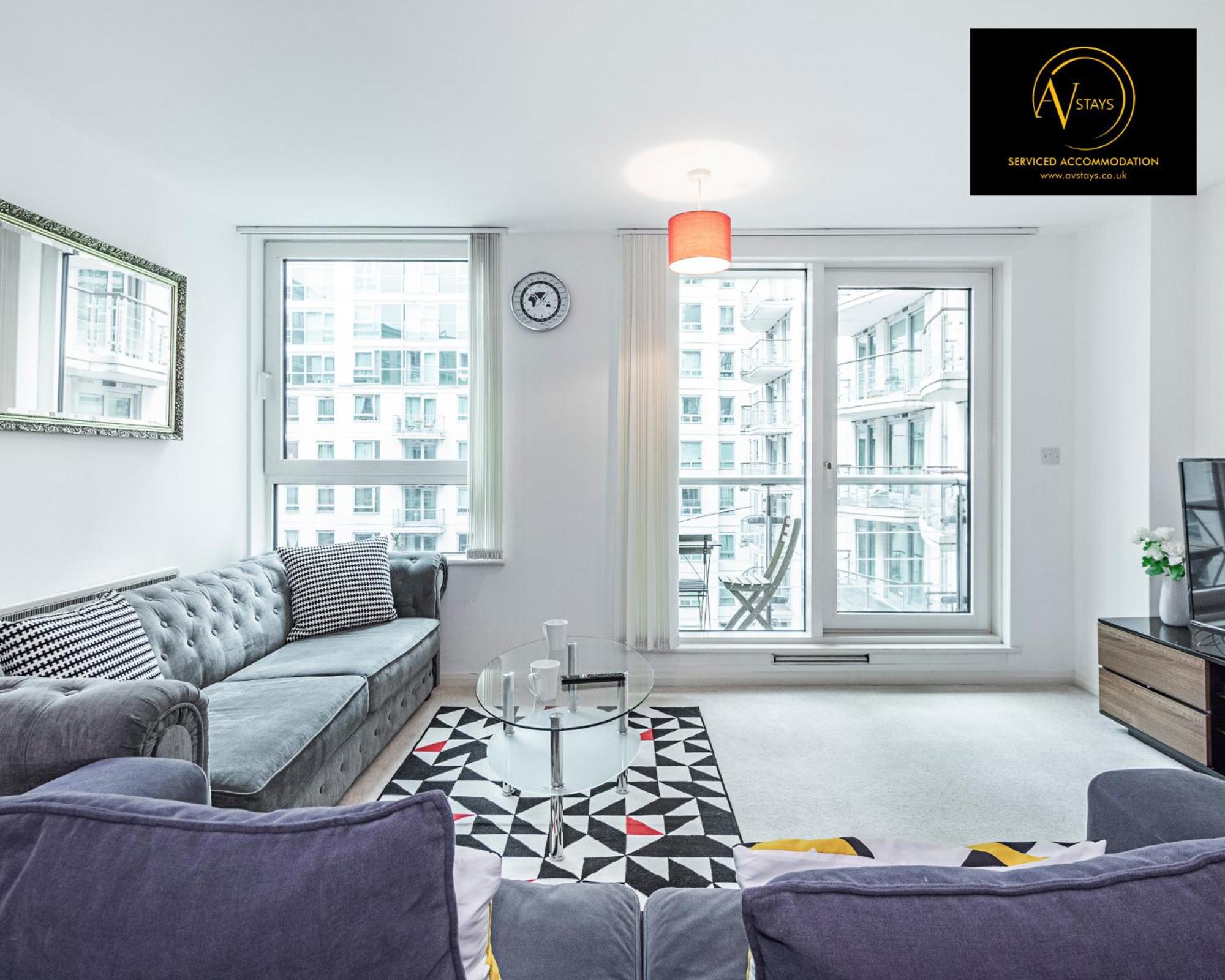 2 Bedroom Apartment ลอนดอน ภายนอก รูปภาพ